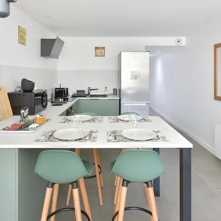 Apartament Dumet Duplex Avec Exterieur 4 A 6p 500m De La